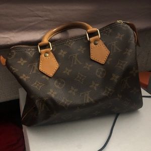 *SOLD* LV speedy 25